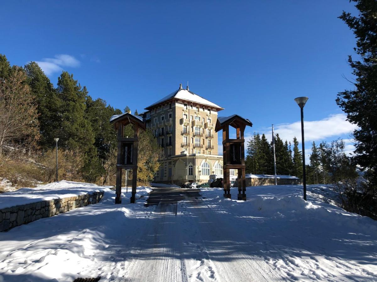 Le Castella: Appartement Cosy 6 Personnes Font-Romeu-Odeillo-Via Zewnętrze zdjęcie